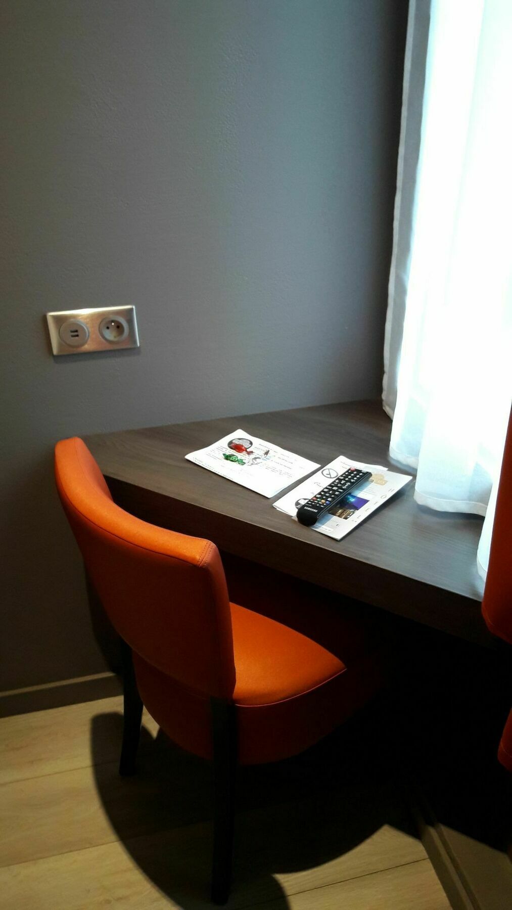 Hotel Crocus Caen Memorial Eksteriør bilde