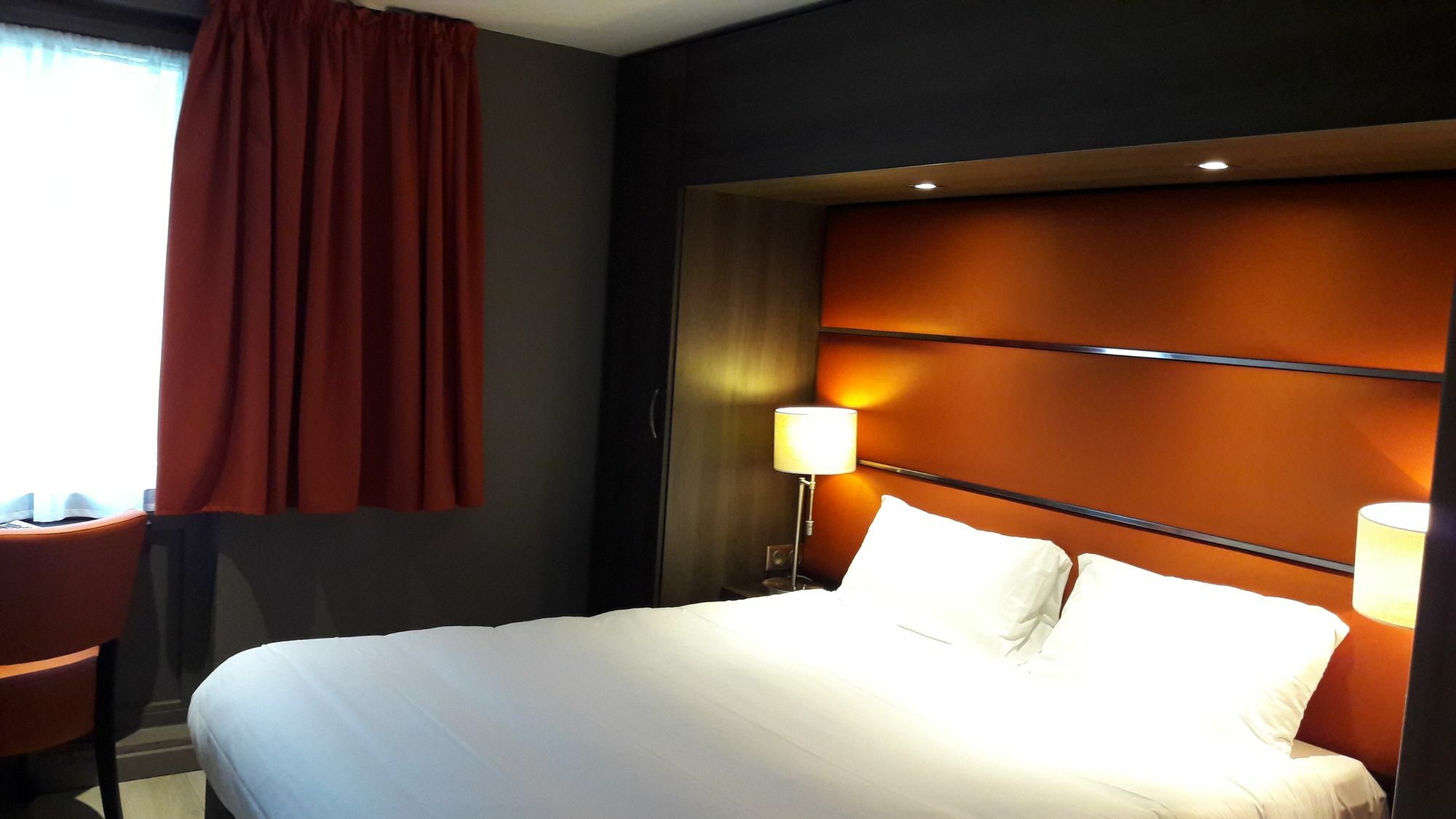Hotel Crocus Caen Memorial Eksteriør bilde
